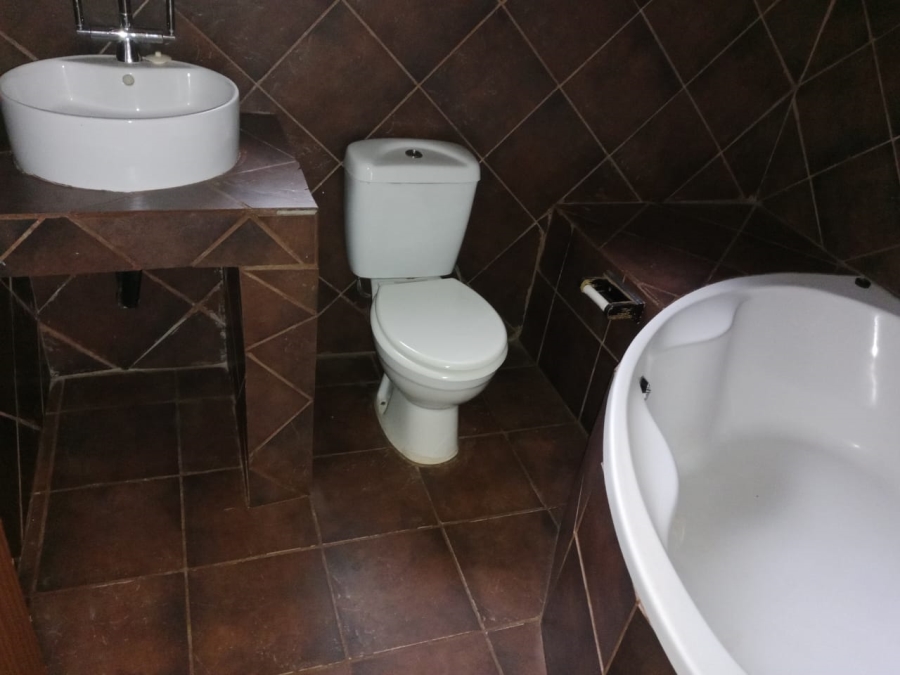To Let 4 Bedroom Property for Rent in Kuruman Northern Cape